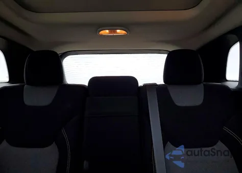 2014 Jeep Cherokee Latitude z USA, uszkodzony, nr VIN 1C4PJMCS7EW290922